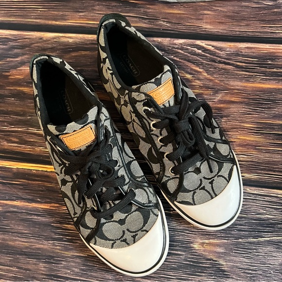 Coach Shoes Womens Coach Barrett Signature C Logo Canvas Goldblack Low Top Sneakers Sz B